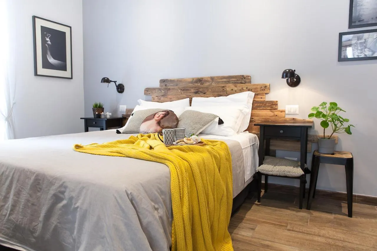 Maison Coquette Rome 2*,