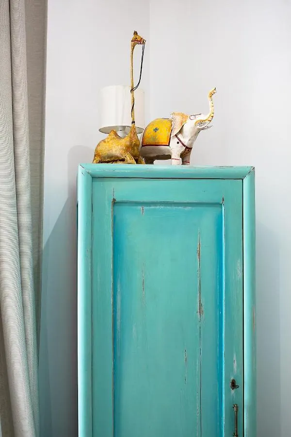 Maison Coquette Roma 2*,